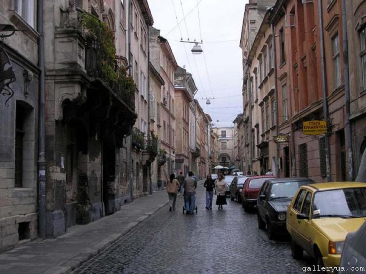 Apartment With Balcony Lviv Dış mekan fotoğraf